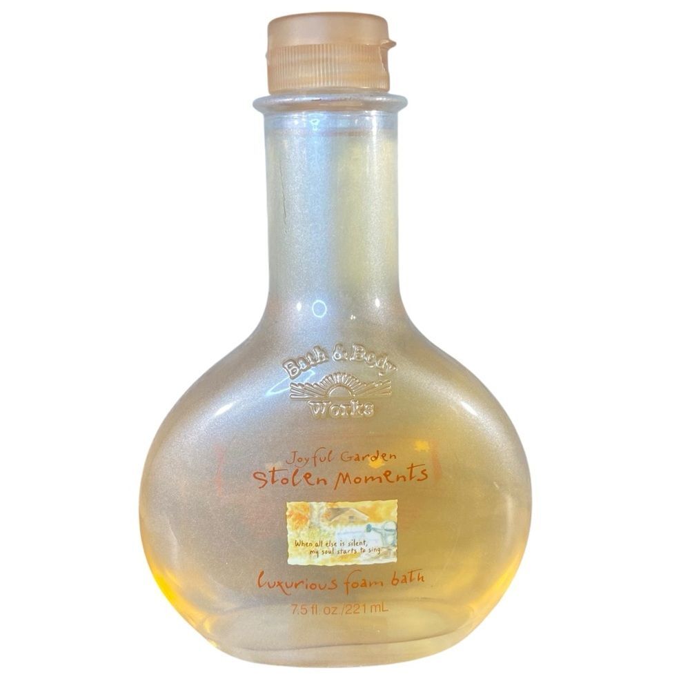 Bath & Body Works Iridescent Gold Pearl Bath Soak Bottle